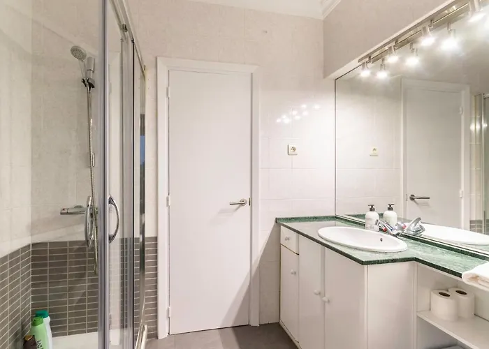 Amplio Y Comodo En Basurto Bilbao