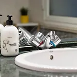 Amplio Y Comodo En Basurto شقة *