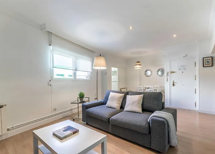 Apartamento Amplio Y Cómodo En Basurto Bilbau