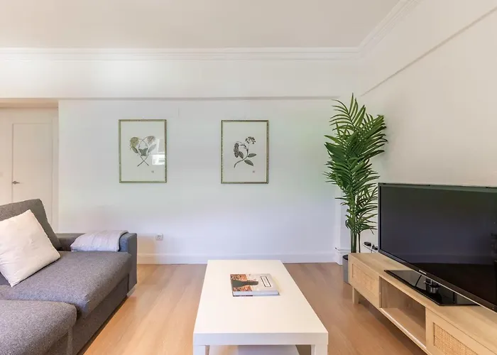 Apartamento Amplio Y Cómodo En Basurto *